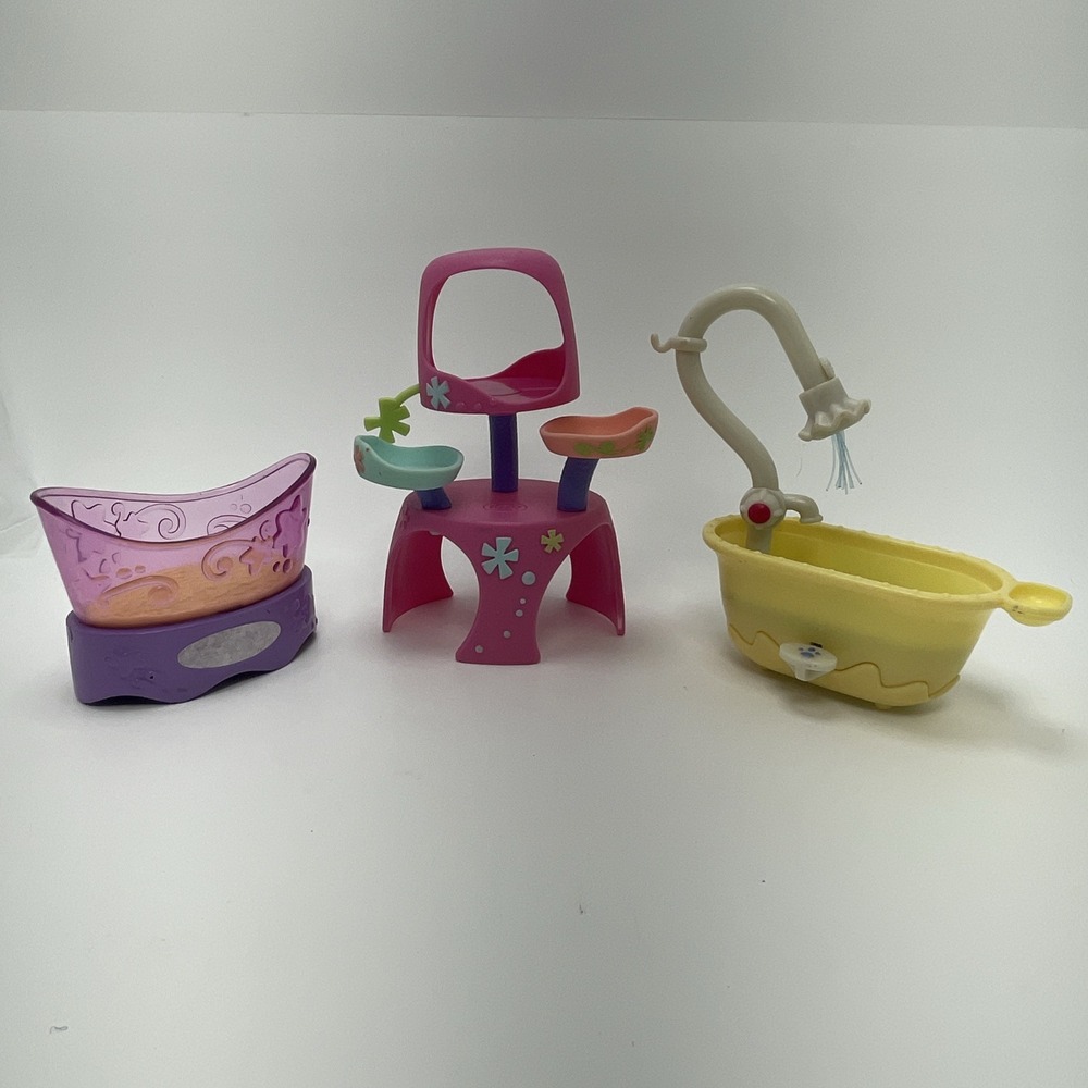 Littlest Pet Shop Magic Motion Yellow Bathtub Triplet Cat Condo Chinchilla Cage